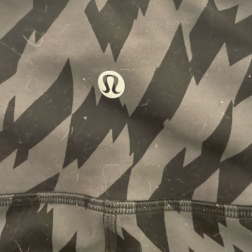 Lululemon tights